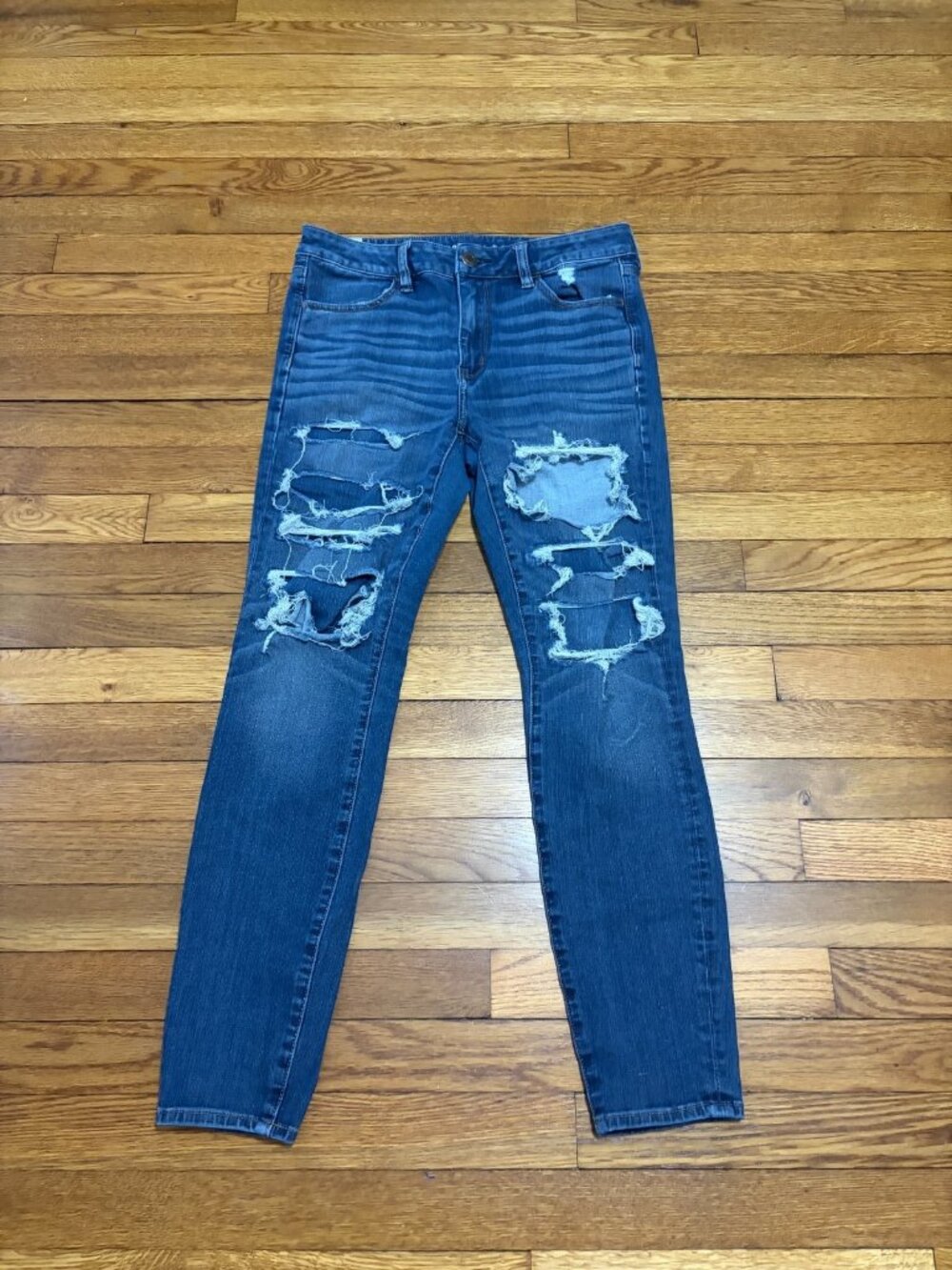American Eagle Hi Rise Jegging Jeans Women's Size 10 Blue Distressed Denim